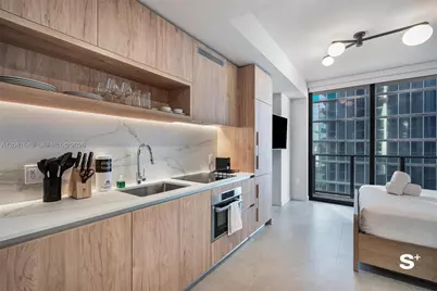 11 NE 6th St #2206, Miami, FL 33132 - Photo 1