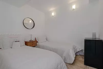 2301 Collins Ave #1515, Miami Beach, FL 33139 - Photo 14