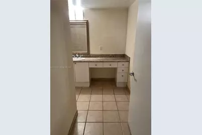 19501 W Country Club Dr #611, Aventura, FL 33180 - Photo 22
