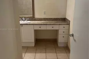 19501 W Country Club Dr, Aventura, FL 33180 - Photo 22