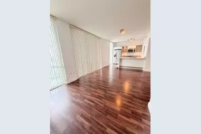 185 SW 7th St #2600, Miami, FL 33130 - Photo 4