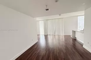 185 SW 7th St, Miami, FL 33130 - Photo 6