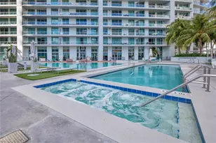 90 SW 3rd St, Miami, FL 33130 - Photo 8