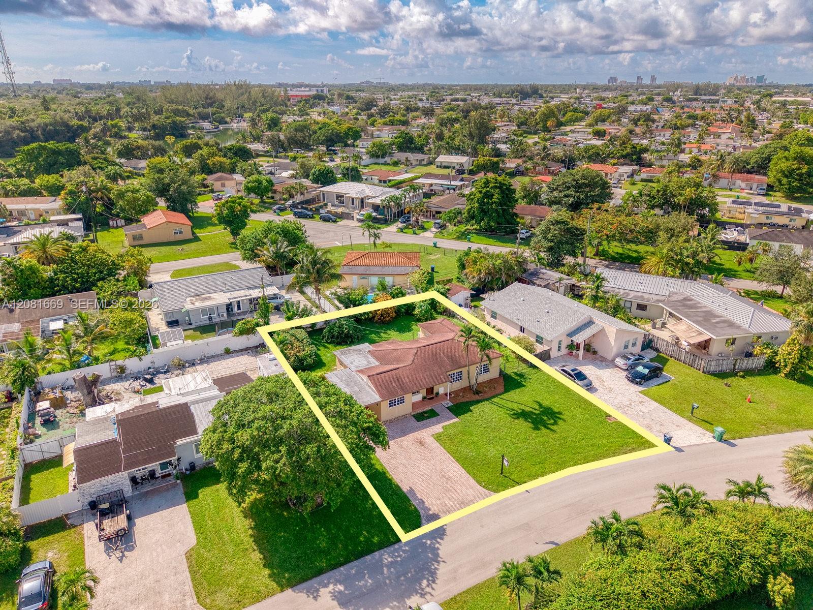 3435 SW 73rd Avenue Rd - 3435 SW 73rd Avenue Rd, Miami, FL 33155 Luxury Property | Jose Angel Pina