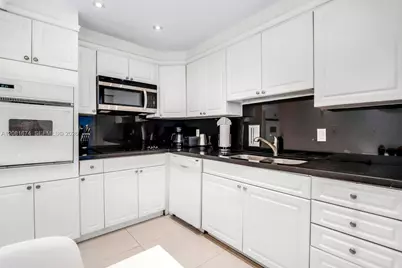 3801 S Ocean Dr #8A, Hollywood, FL 33019 - Photo 14