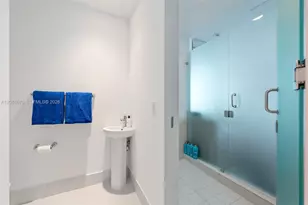 501 NE 31st St, Miami, FL 33137 - Photo 20