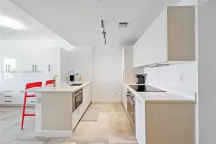 501 NE 31st St, Miami, FL 33137 - Photo 10
