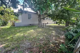 1190 NW 135th St, North Miami, FL 33168 - Photo 10
