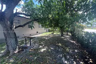 1190 NW 135th St, North Miami, FL 33168 - Photo 24