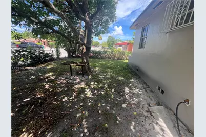 1190 NW 135th St, North Miami, FL 33168 - Photo 28