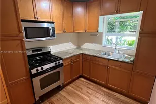 115 NE 14th Ave, Fort Lauderdale, FL 33301 - Photo 1