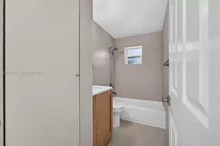 3036 N 58th Ave, Hollywood, FL 33021 - Photo 24