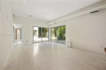 2205 Overbrook St, Miami, FL 33133 - Photo 8