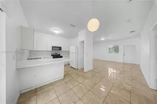 2630 NE 3rd Dr, Homestead, FL 33033 - Photo 6