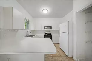 2630 NE 3rd Dr, Homestead, FL 33033 - Photo 8