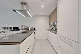 1000 Brickell Plaza, Miami, FL 33131 - Photo 1