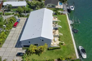 8041 NE Bayshore Ct, Miami, FL 33138 - Photo 36