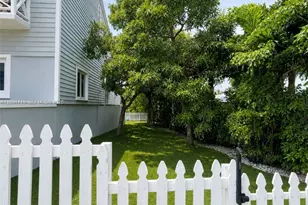 8041 NE Bayshore Ct, Miami, FL 33138 - Photo 30