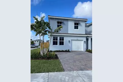 116 NE 13th Ter #116, Homestead, FL 33033 - Photo 2