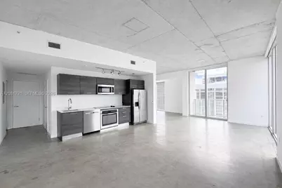 151 SE 1st St #3001, Miami, FL 33131 - Photo 2