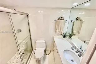 3051 S Palm Aire Dr, Pompano Beach, FL 33069 - Photo 16