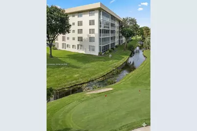 3051 S Palm Aire Dr #102, Pompano Beach, FL 33069 - Photo 20