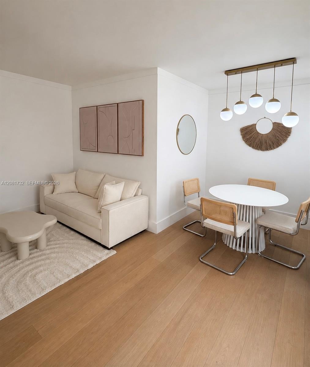 605 Euclid Ave #101