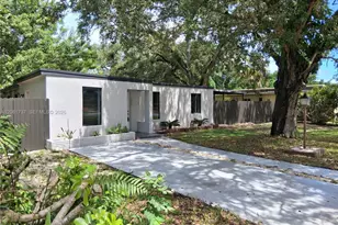 1535 NE 139th St, North Miami, FL 33161 - Photo 1