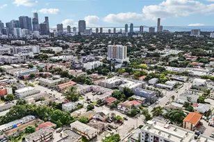 984 SW 6th St, Miami, FL 33130 - Photo 16