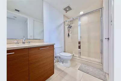 50 Biscayne Blvd #3211, Miami, FL 33132 - Photo 12