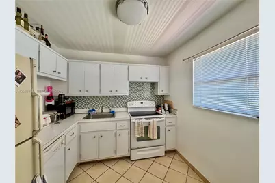 100 Edgewater Dr #305, Coral Gables, FL 33133 - Photo 8