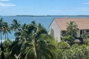 540 Brickell Key Dr, Miami, FL 33131 - Photo 24