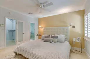 4323 N Bay Rd, Miami Beach, FL 33140 - Photo 22