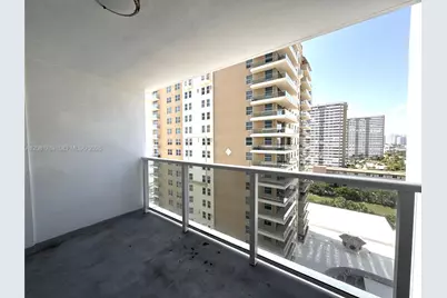 1904 S Ocean Dr #1206, Hallandale Beach, FL 33009 - Photo 2