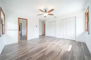 576 Marshall Rd, West Palm Beach, FL 33413 - Photo 18