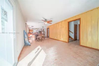 576 Marshall Rd, West Palm Beach, FL 33413 - Photo 12