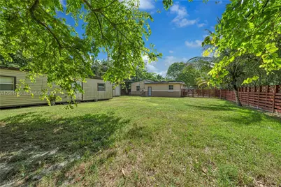 6401 SW 63rd Ct, South Miami, FL 33143 - Photo 20