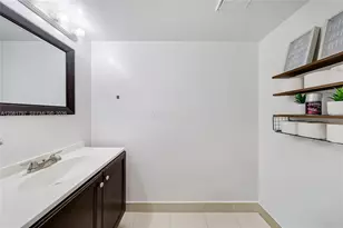 555 NE 15th St, Miami, FL 33132 - Photo 6