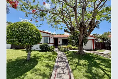 9132 Byron Ave, Surfside, FL 33154 - Photo 4