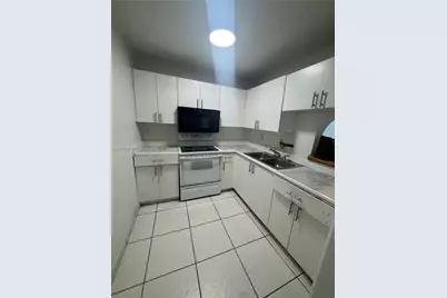 5755 W 20th Ave #201, Hialeah, FL 33012 - Photo 8