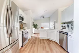 10031 River Glen Ct, Orlando, FL 32825 - Photo 16