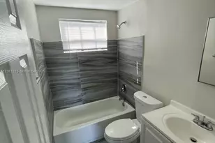 821 NW 7th Ave, Hallandale Beach, FL 33009 - Photo 4