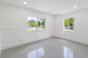 950 NE 164th St, North Miami Beach, FL 33162 - Photo 8