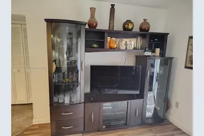 201 178th Dr #438, Sunny Isles Beach, FL 33160 - Photo 6