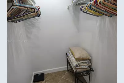 201 178th Dr #438, Sunny Isles Beach, FL 33160 - Photo 10