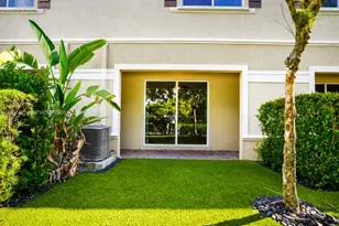 331 NE 47th Pl, Deerfield Beach, FL 33064 - Photo 20