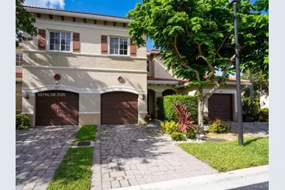 331 NE 47th Pl #331, Deerfield Beach, FL 33064 - Photo 2