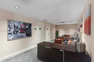 950 Brickell Bay Dr, Miami, FL 33131 - Photo 34