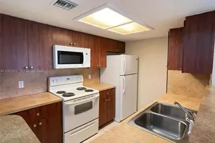 8432 Coral Lake Way, Coral Springs, FL 33065 - Photo 2