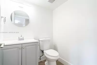 6960 Rue Vendome #402, Miami Beach, FL 33141 - Photo 20